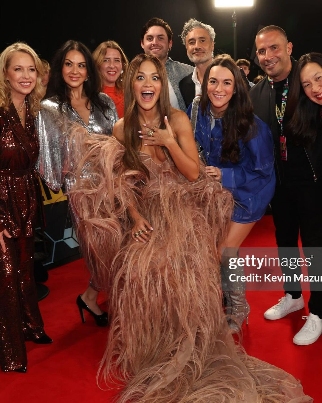 Picture of several friends with Taika and Rita at the MTV EMAs